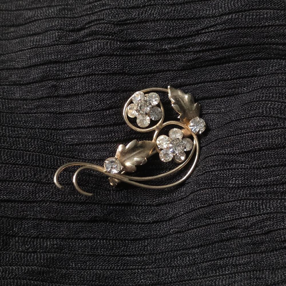 Vintage Rhinestone Flower Brooch Gold Tone Mid Century Floral Spray Bouquet Pin